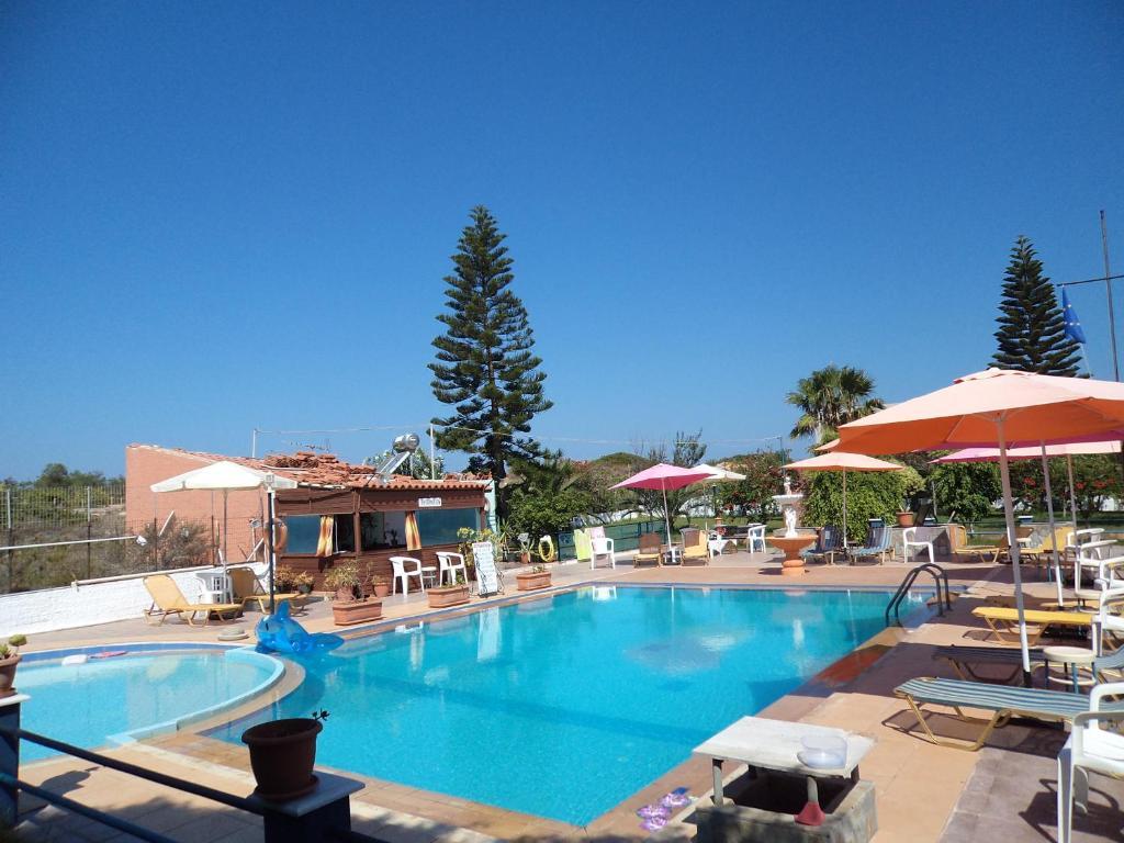 Daydream Hill Hotel Stavros  Exterior photo